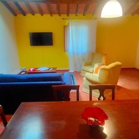 The Sycamore House Apartment